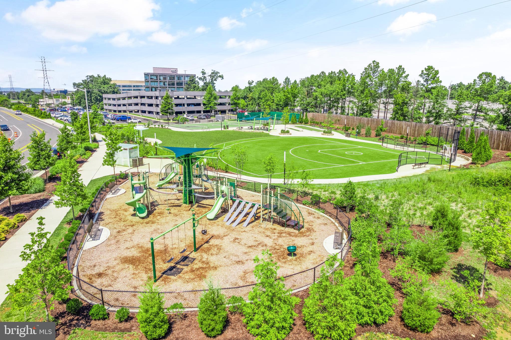 WOODLAND PARK STATION - Residential