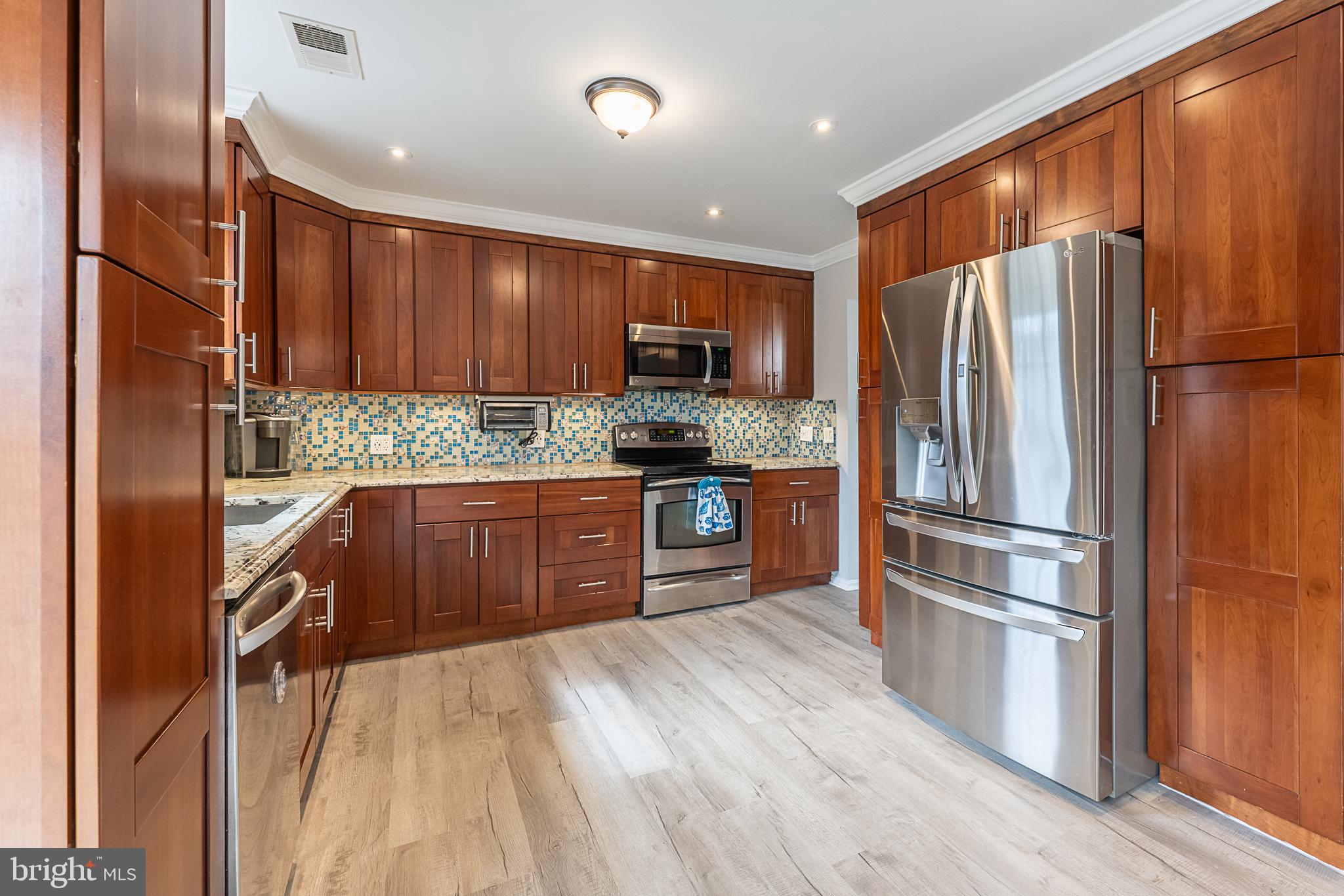 MILHOVEN - Residential