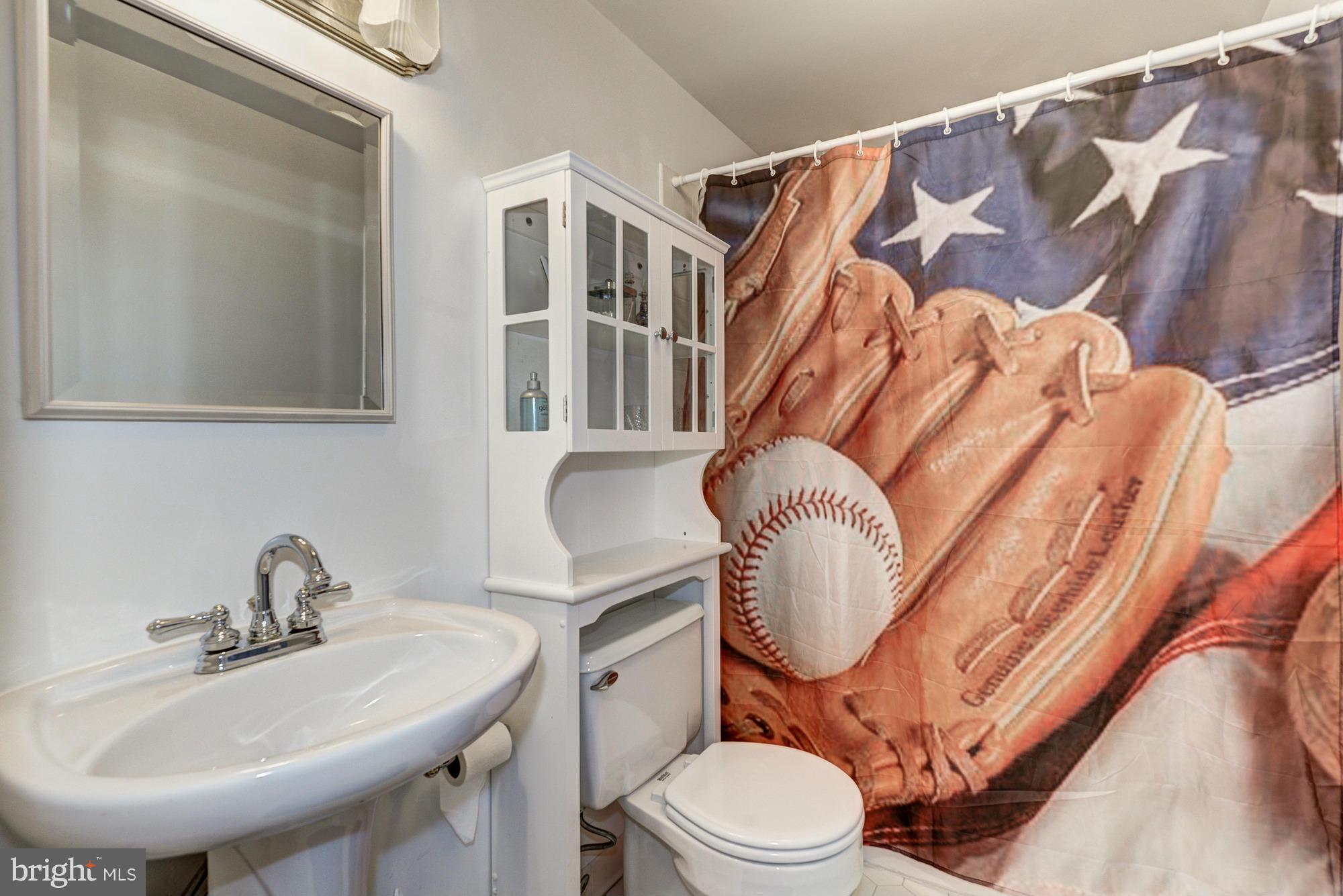 LEESBURG COUNTRY CLUB - Residential