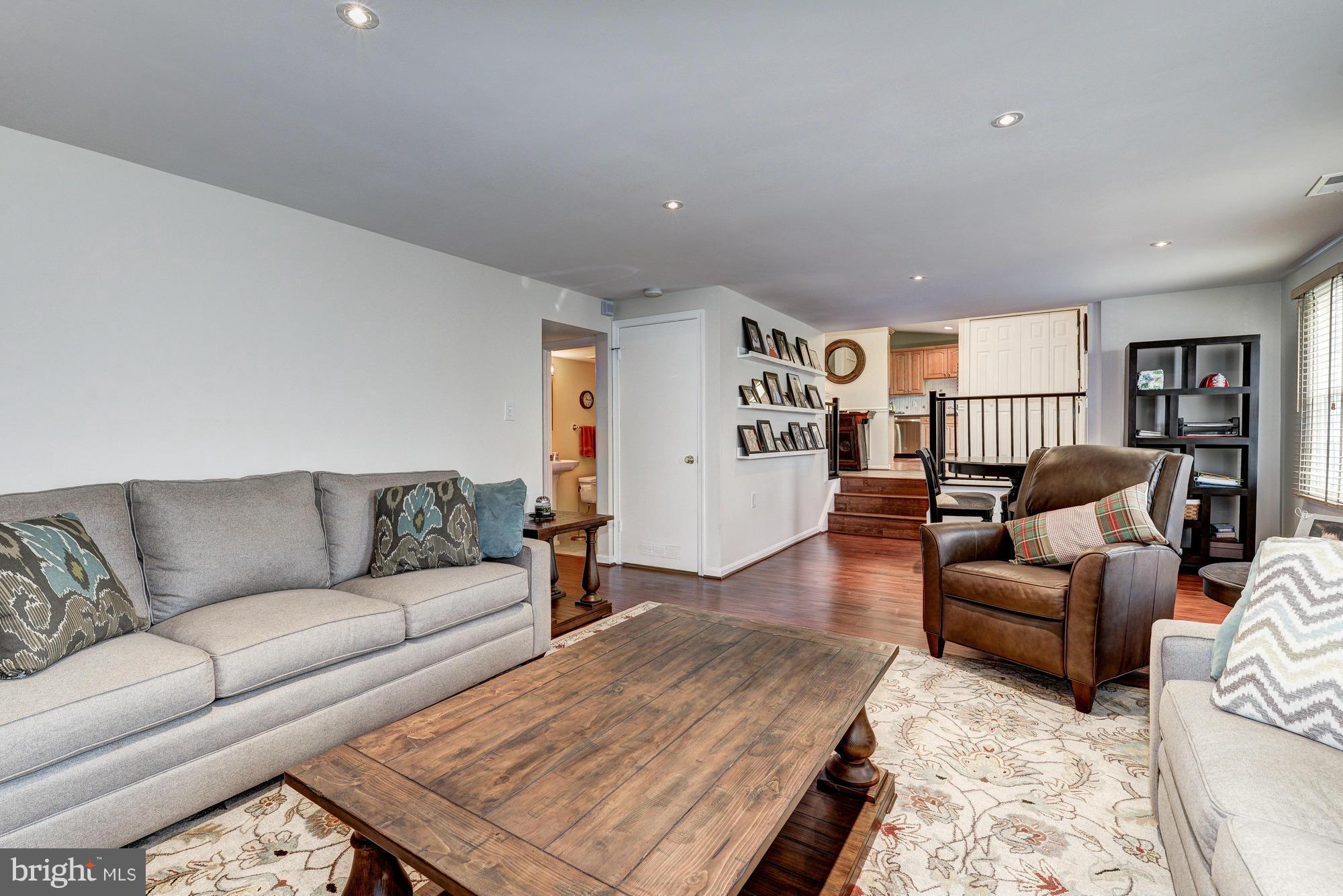 LEESBURG COUNTRY CLUB - Residential