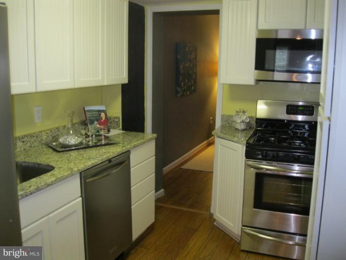 PARKER GRAY - Residential