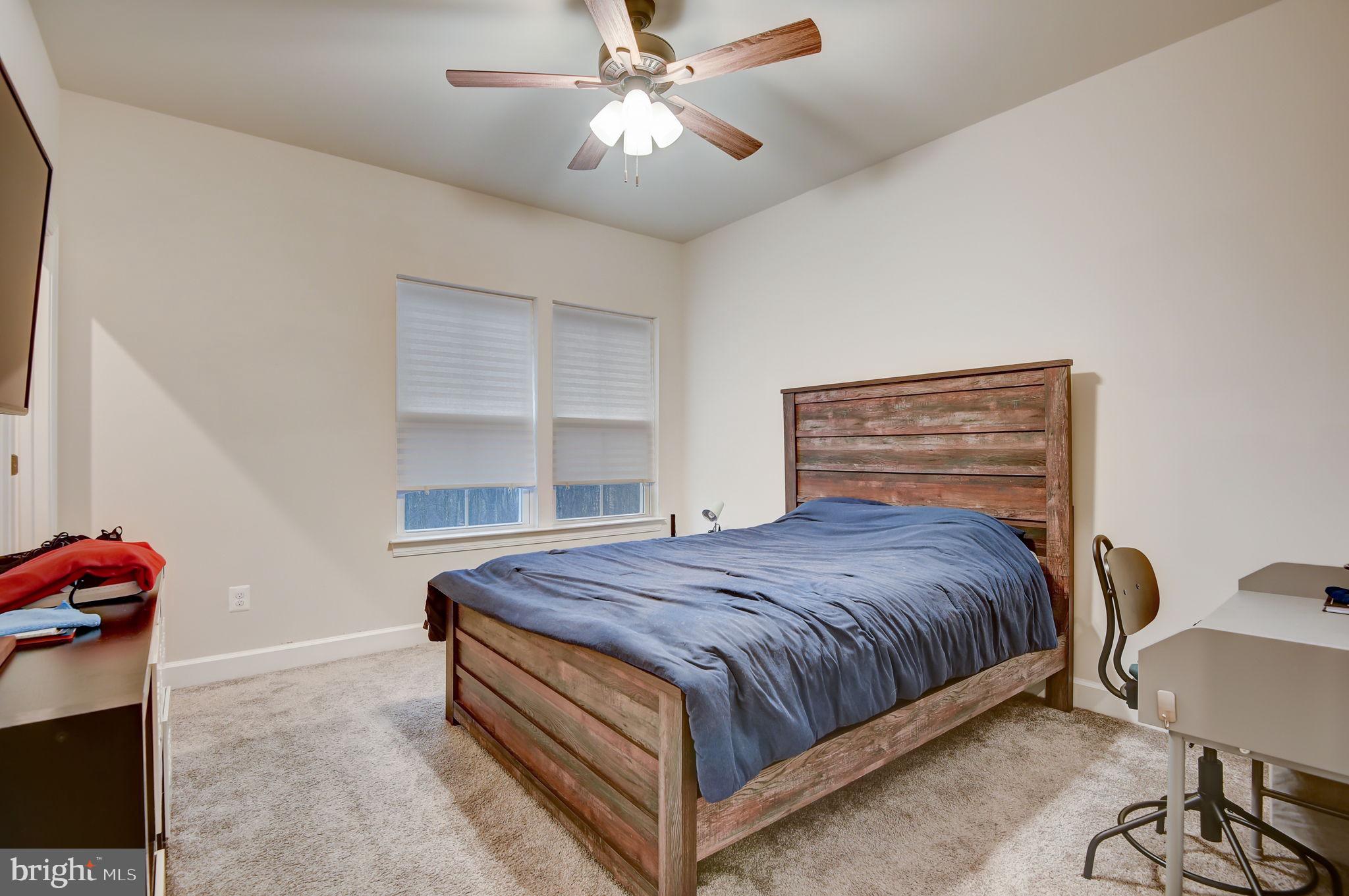 MARLBORO RIDING - Residential