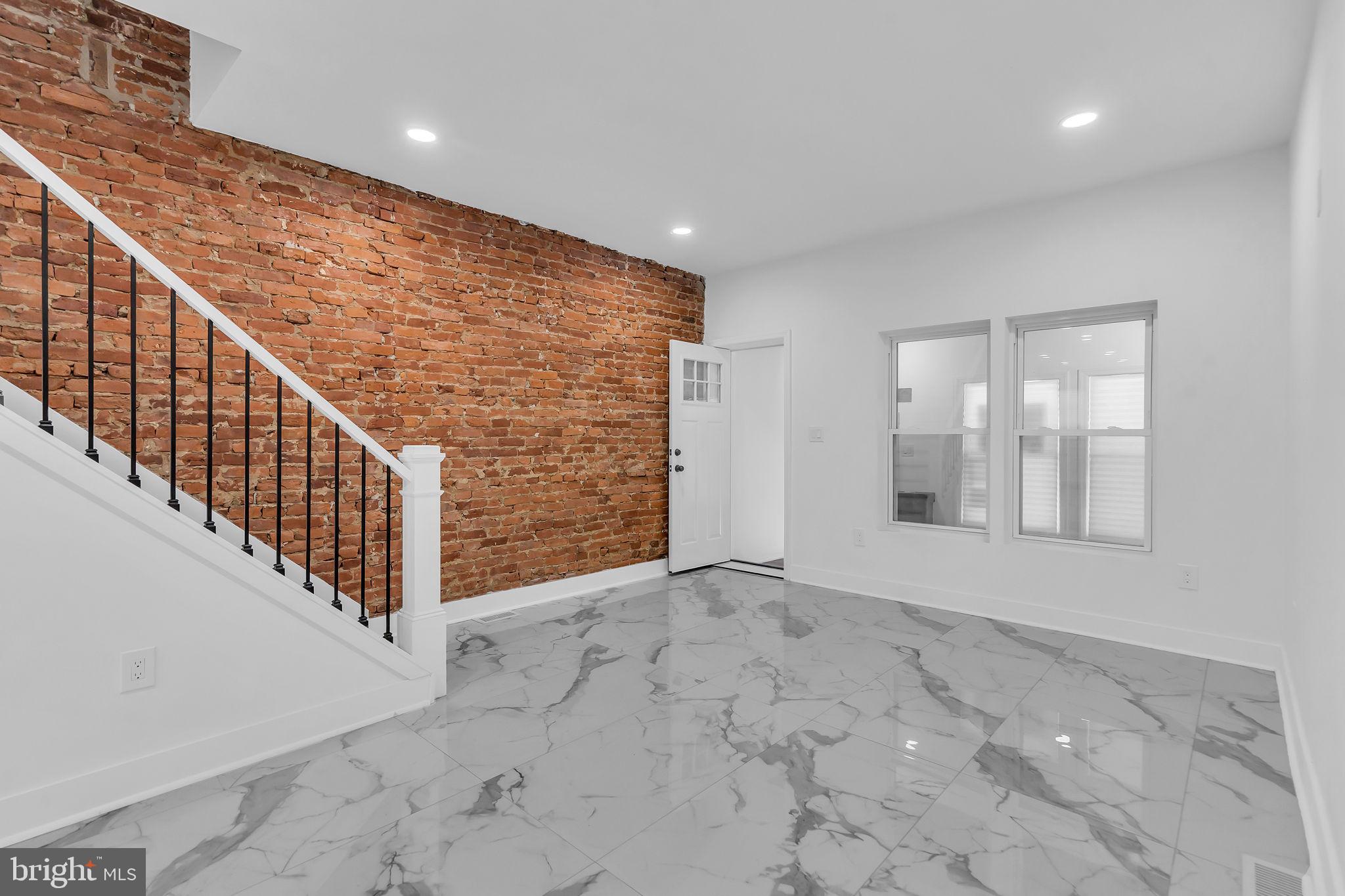 102 S 24TH STREET