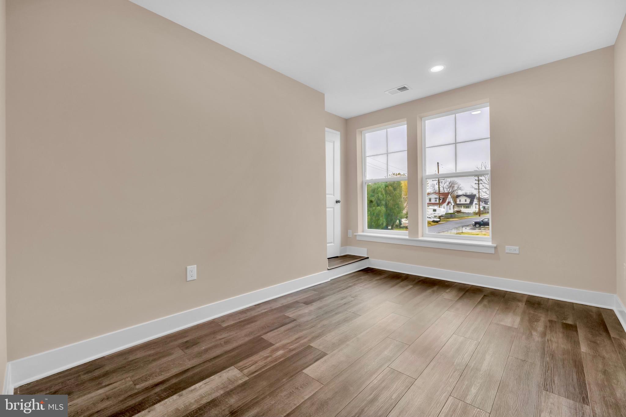 DUNDALK - Residential