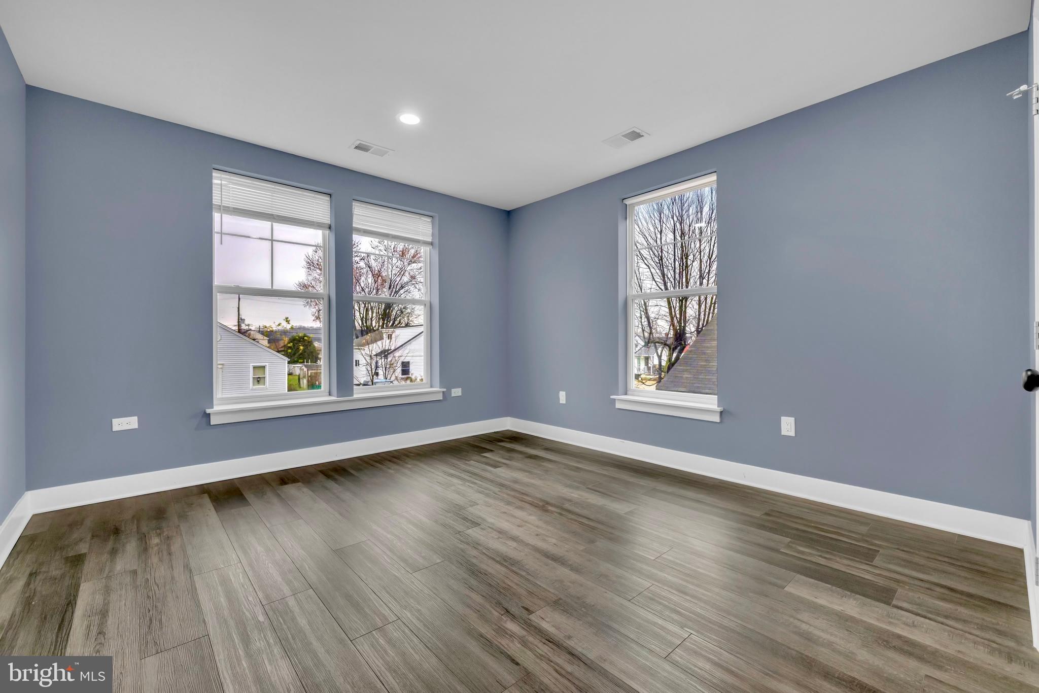 DUNDALK - Residential