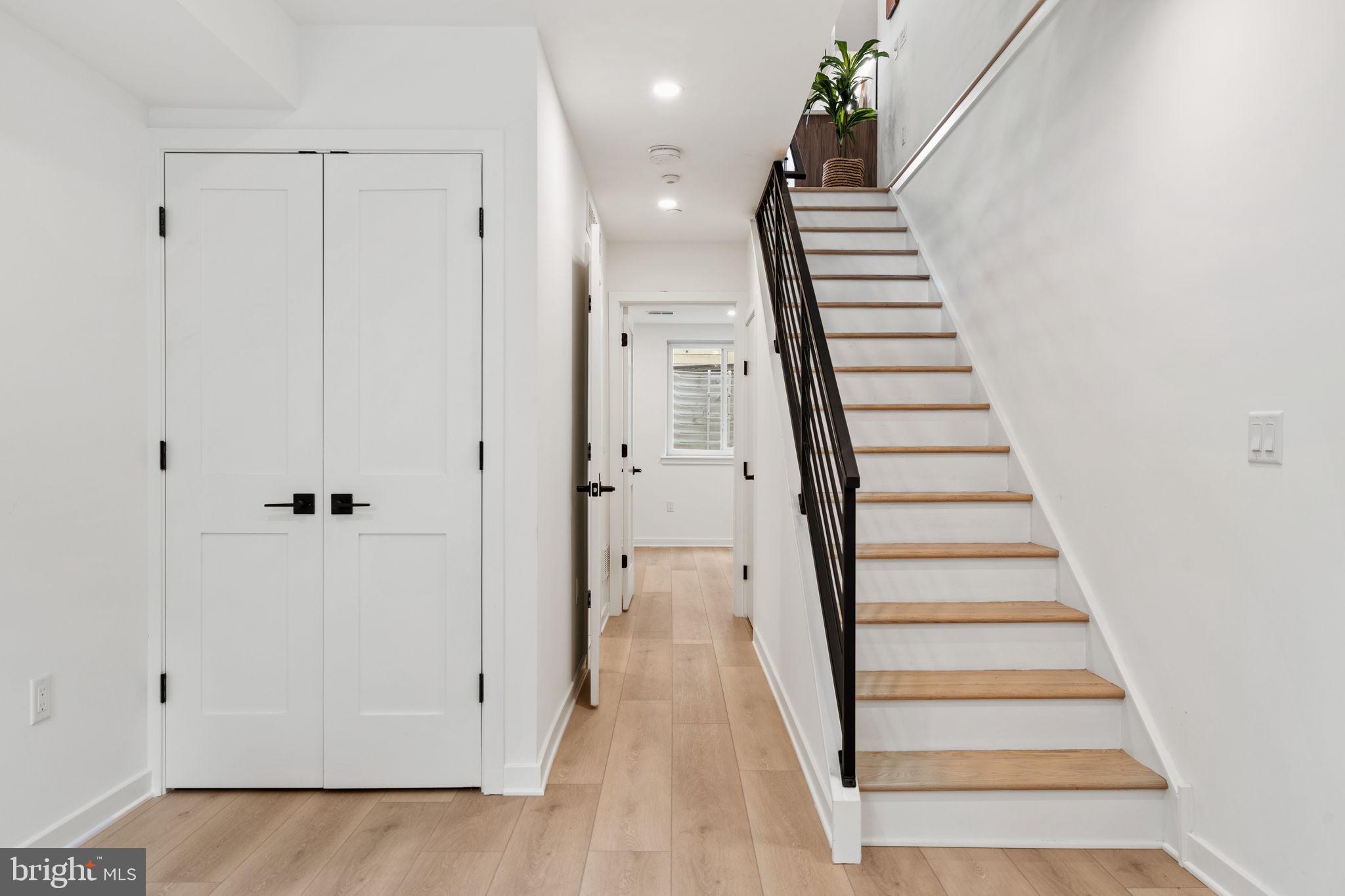 GRADUATE HOSPITAL - Residential