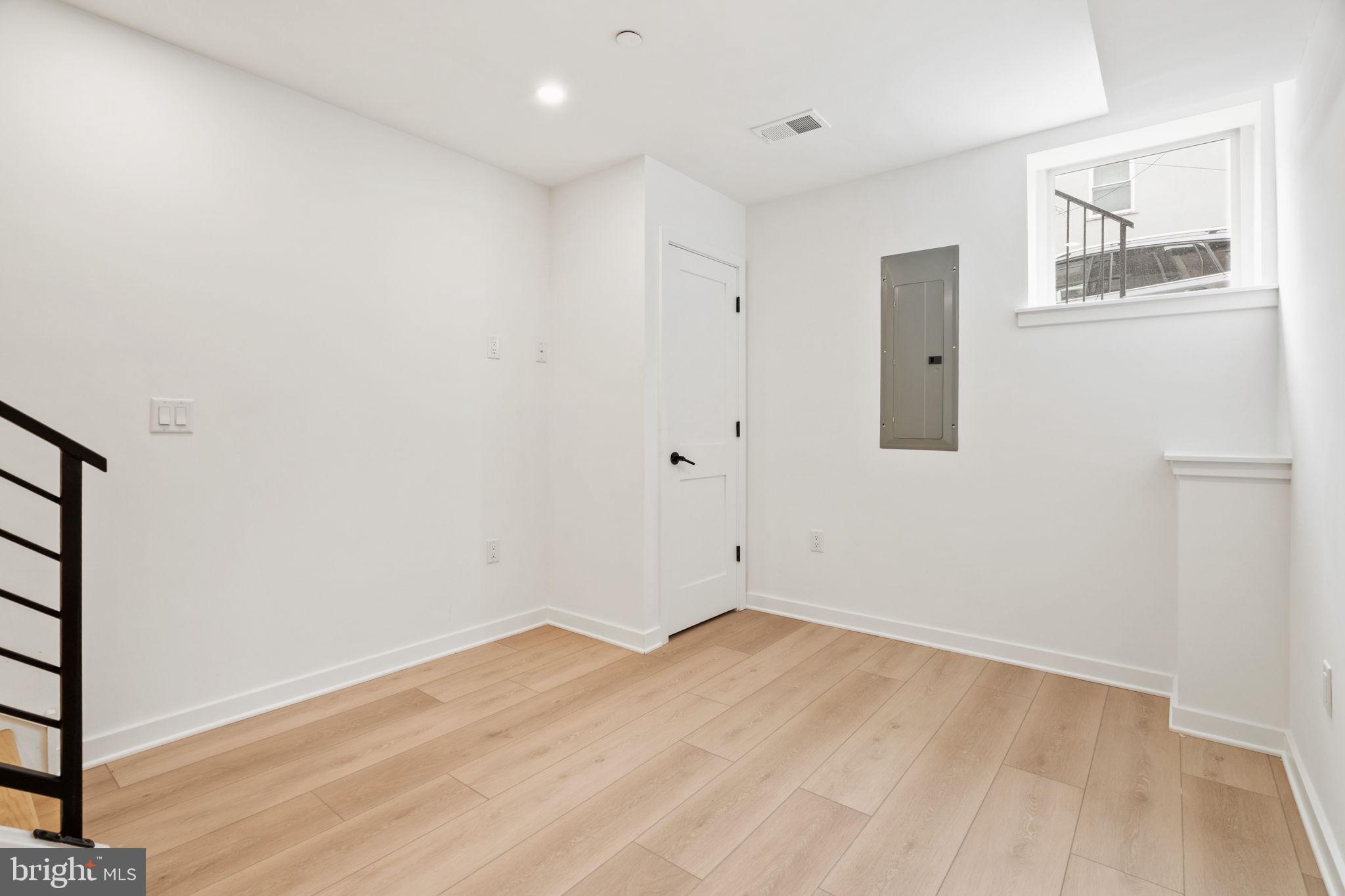 GRADUATE HOSPITAL - Residential