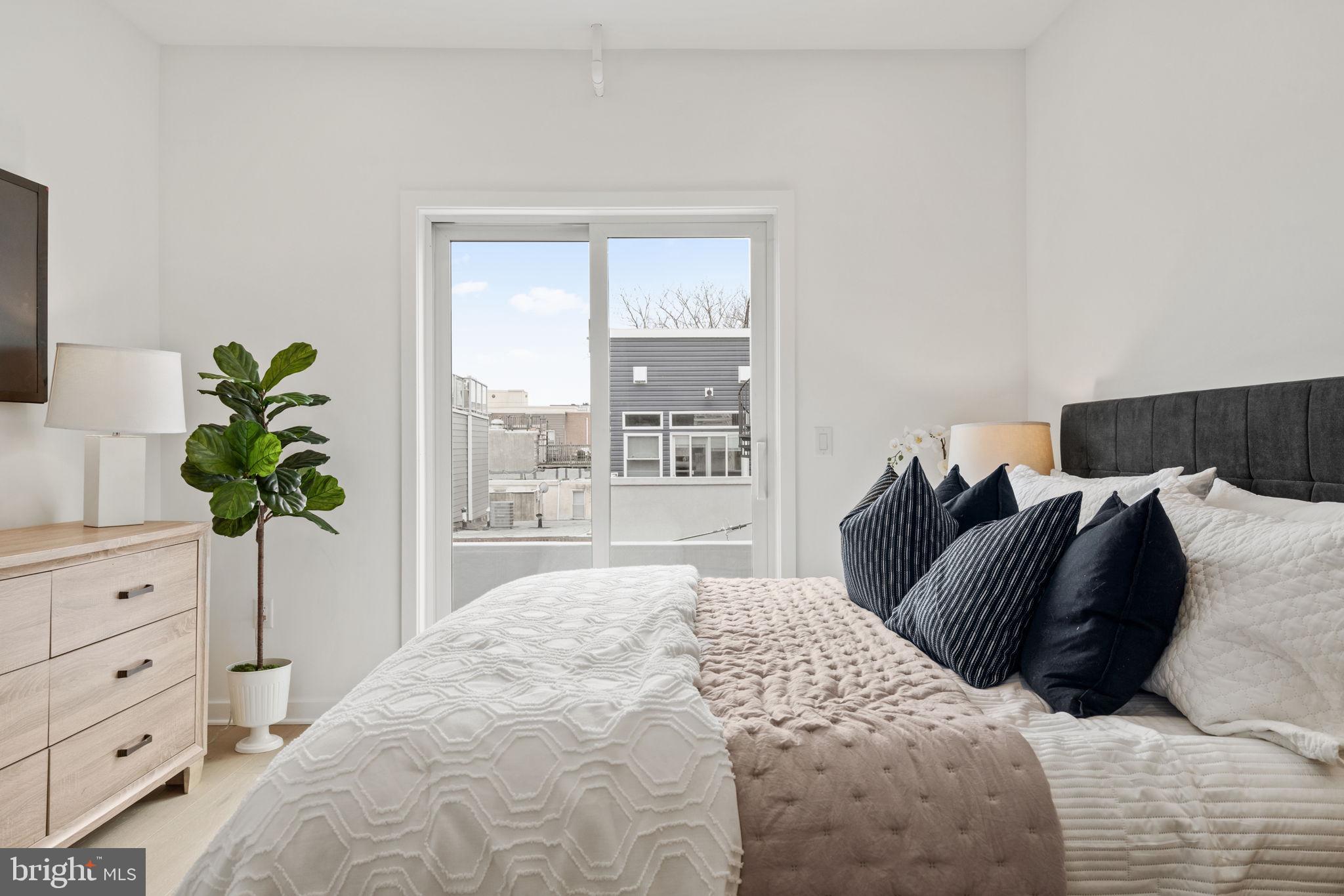 GRADUATE HOSPITAL - Residential