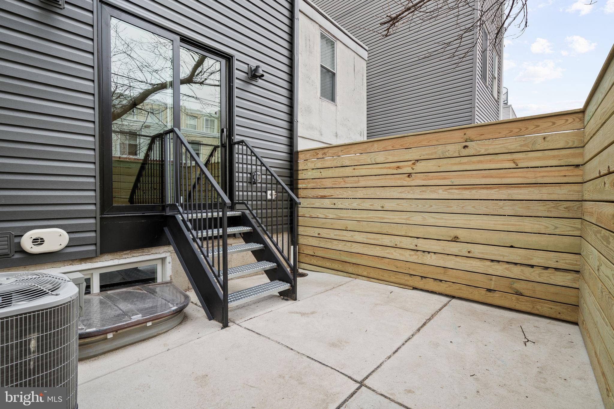 GRADUATE HOSPITAL - Residential