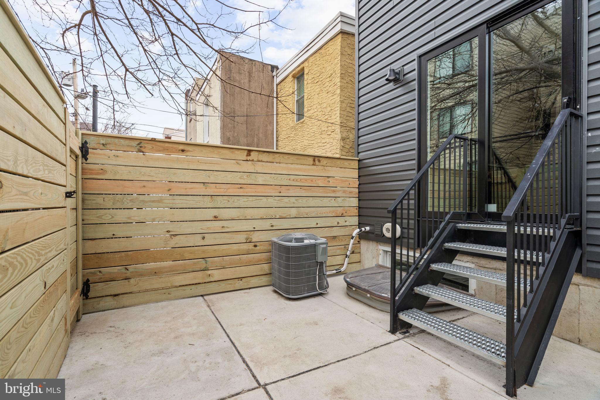 GRADUATE HOSPITAL - Residential