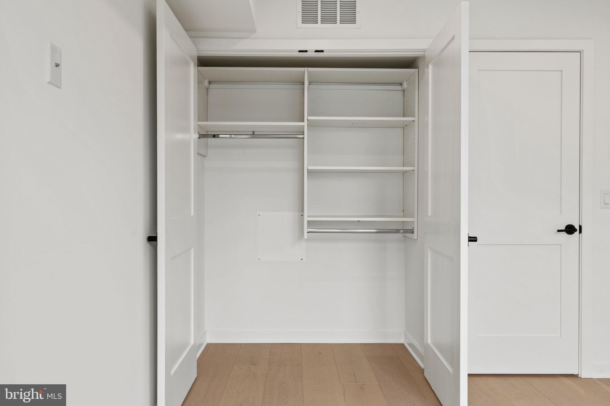 GRADUATE HOSPITAL - Residential