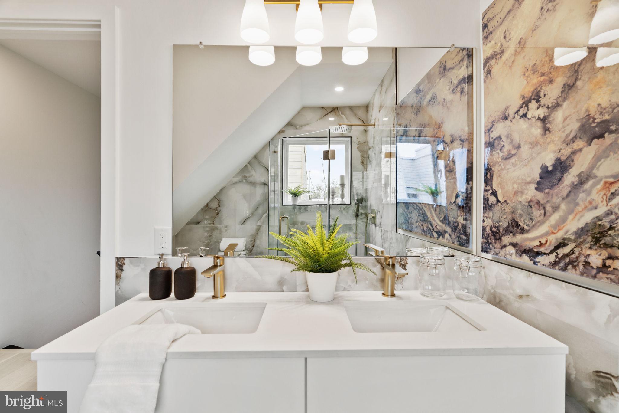 GRADUATE HOSPITAL - Residential