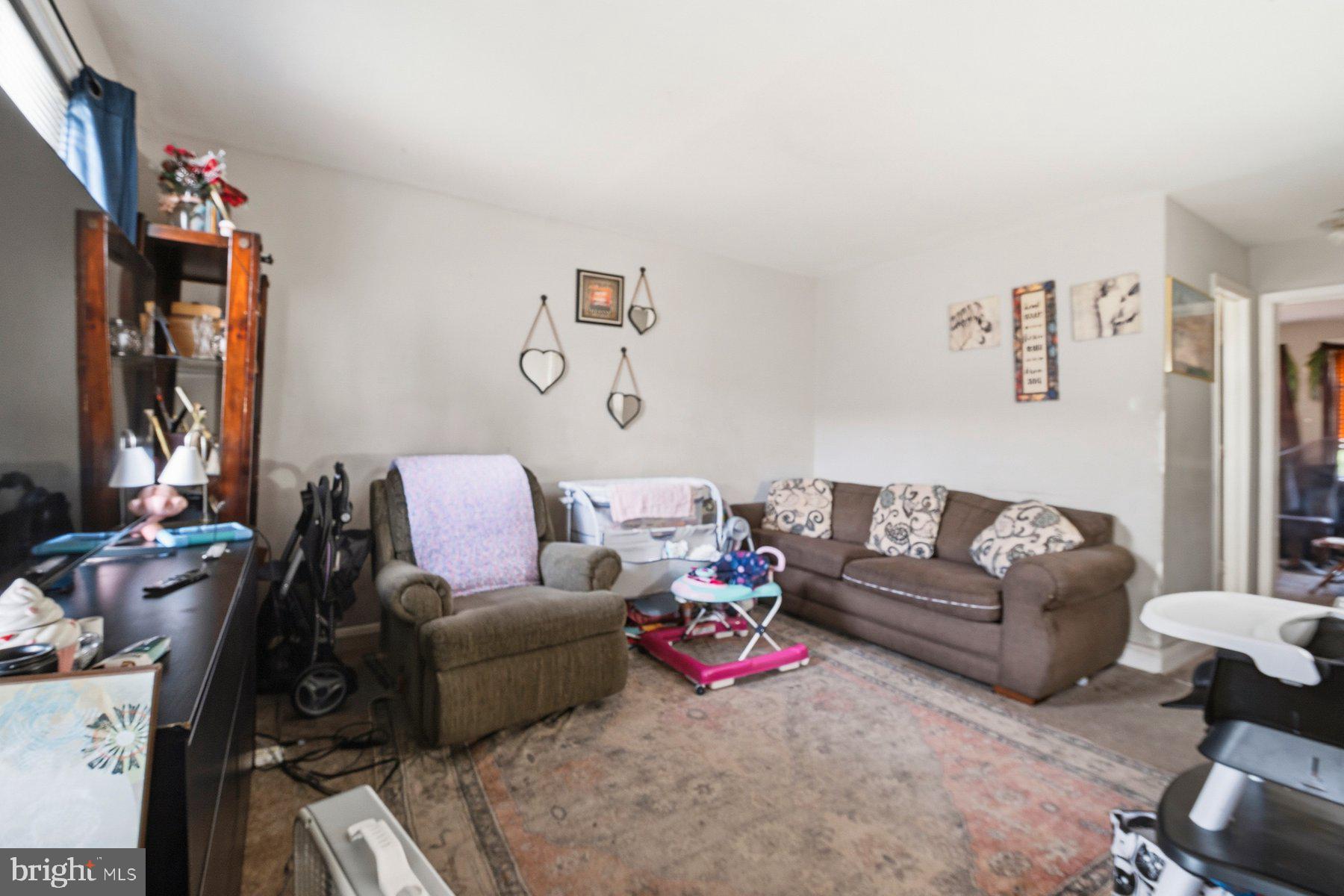 RITCHIE HEIGHTS - Residential