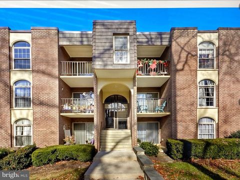 3334 WOODBURN VILLAGE DRIVE 31 ANNANDALE VA 22003
