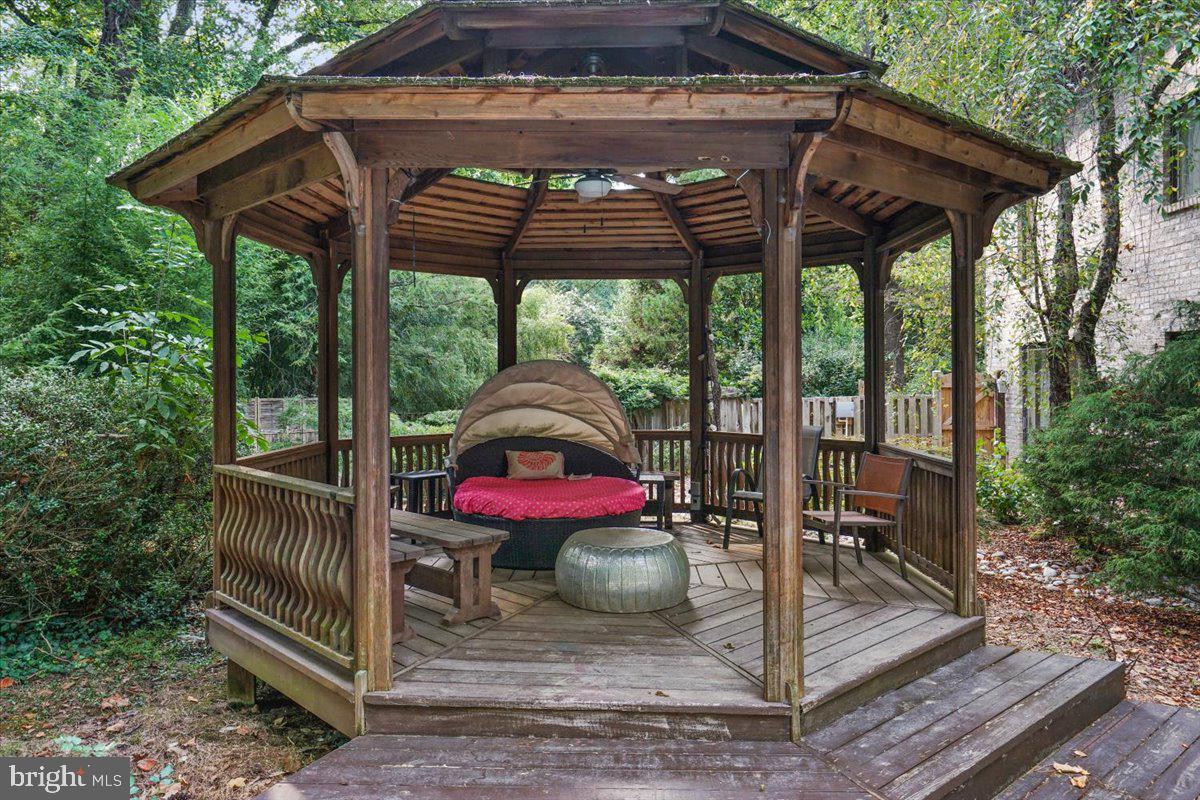 YATES VILLAGE - Residential