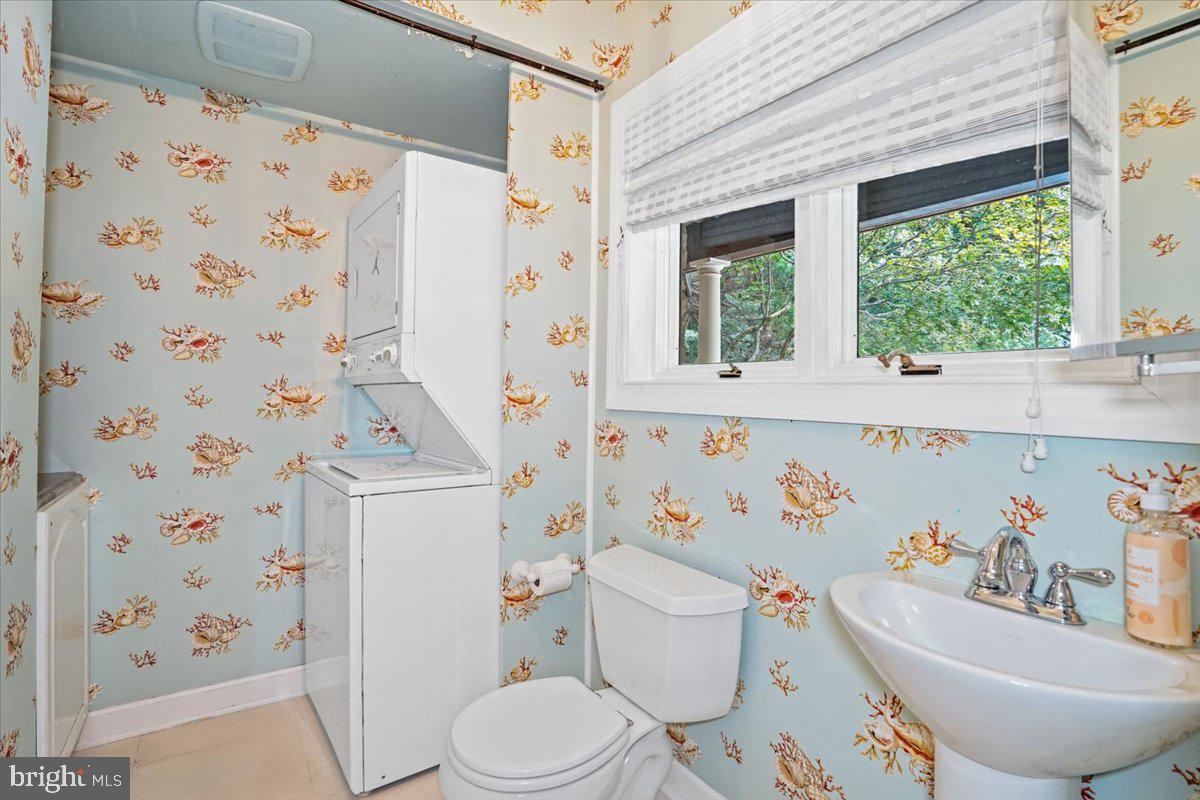 YATES VILLAGE - Residential