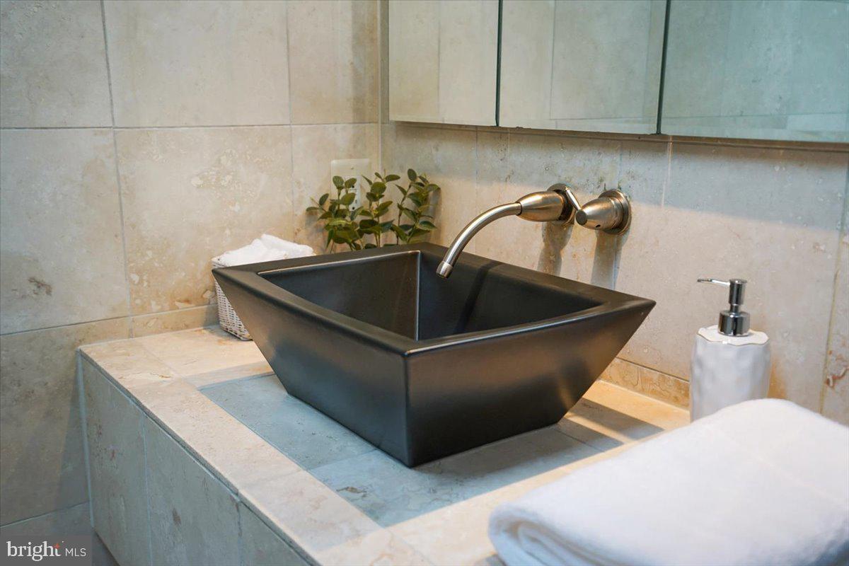 YATES VILLAGE - Residential