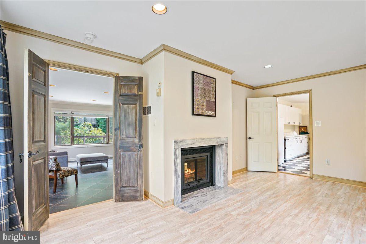 YATES VILLAGE - Residential