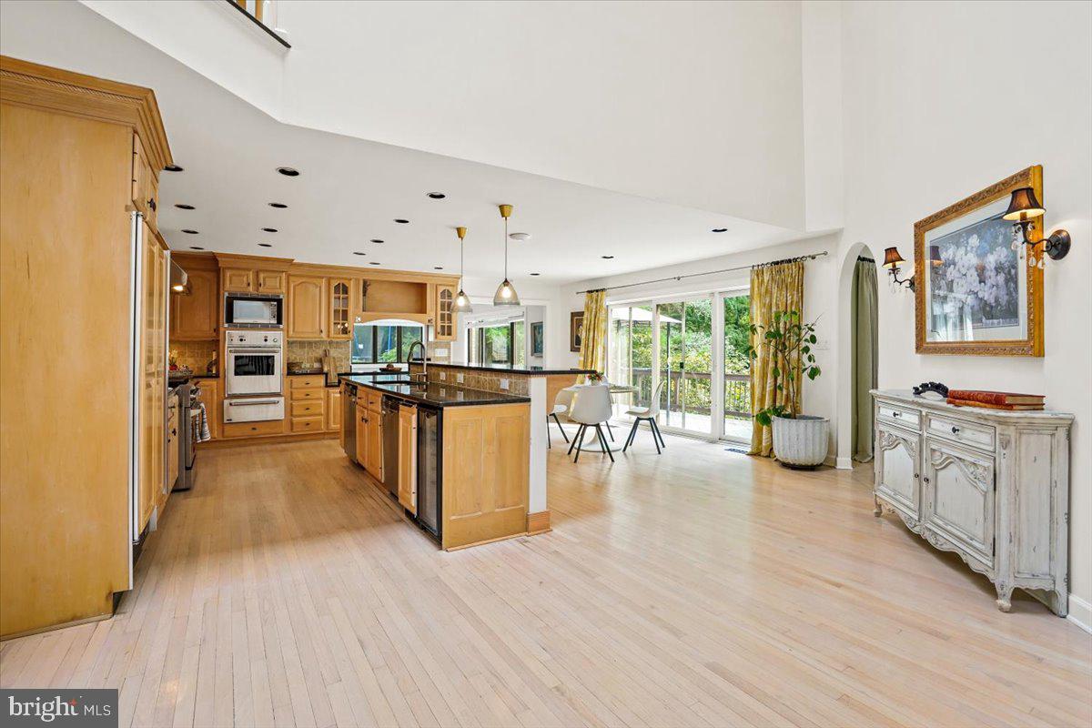 YATES VILLAGE - Residential