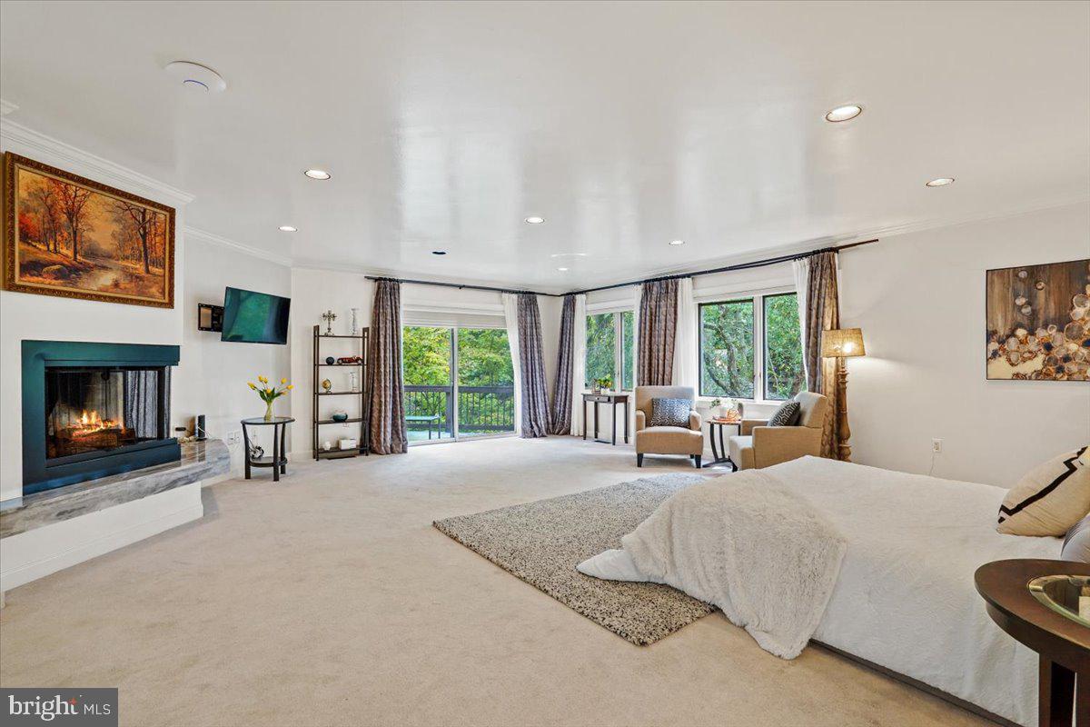 YATES VILLAGE - Residential