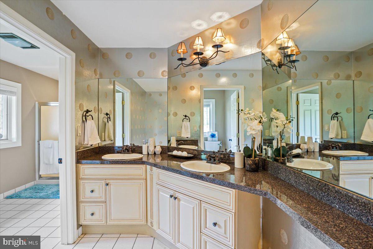 YATES VILLAGE - Residential