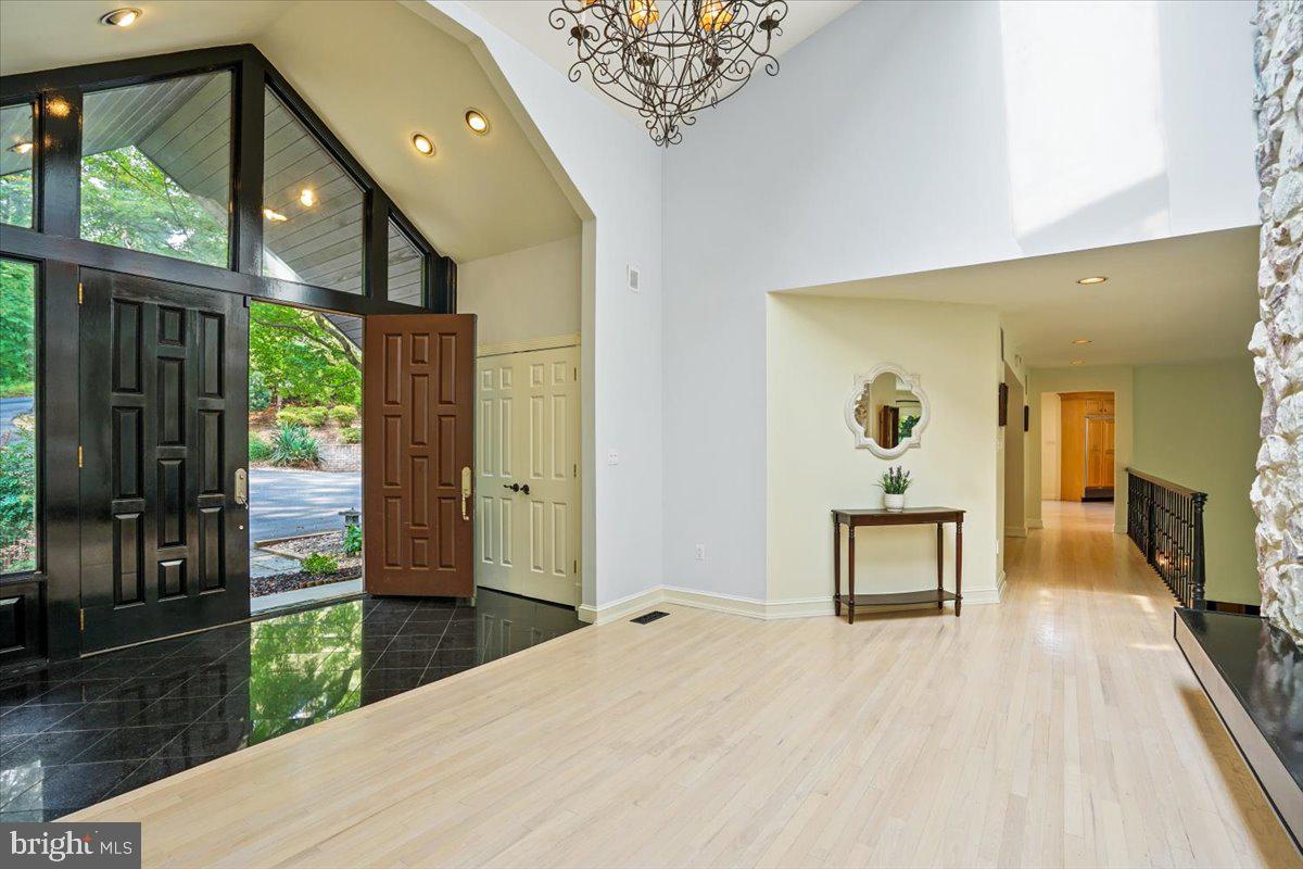 YATES VILLAGE - Residential