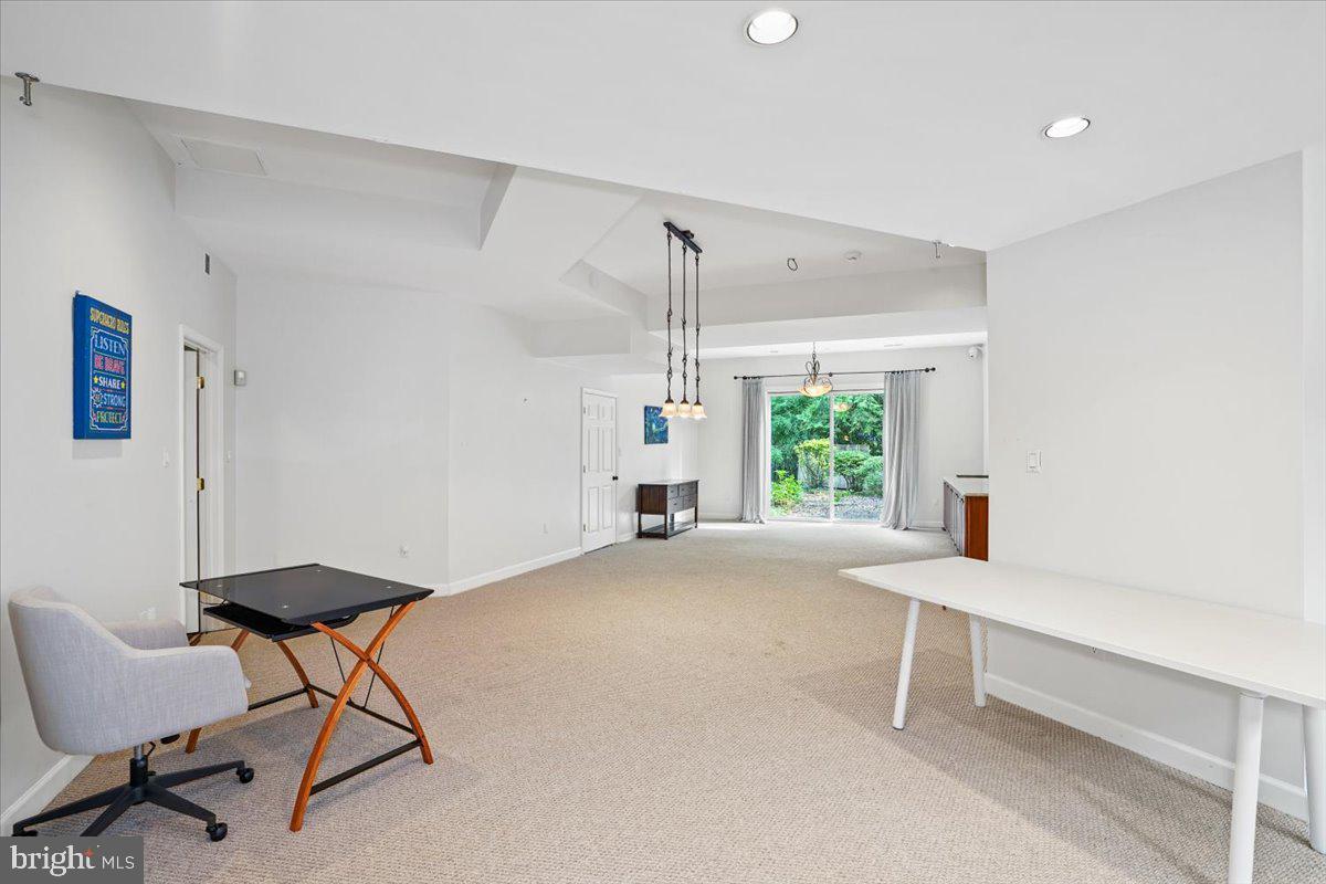 YATES VILLAGE - Residential