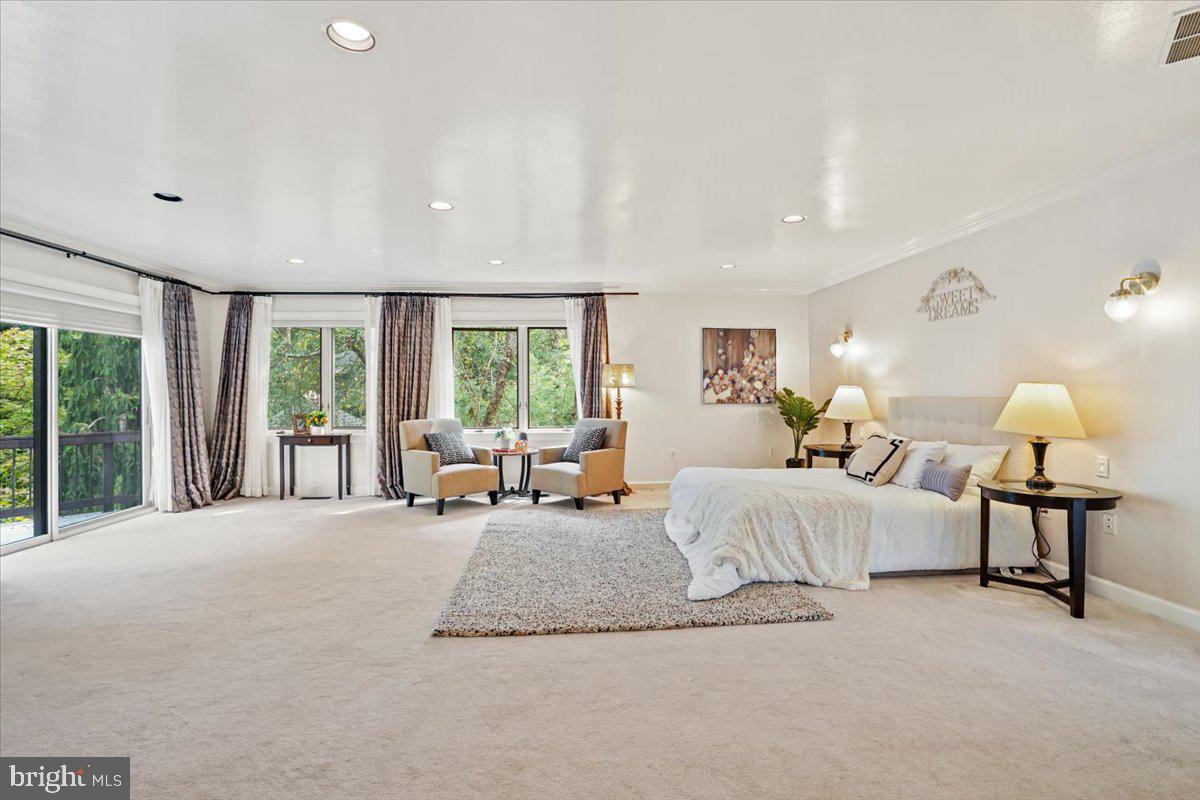 YATES VILLAGE - Residential