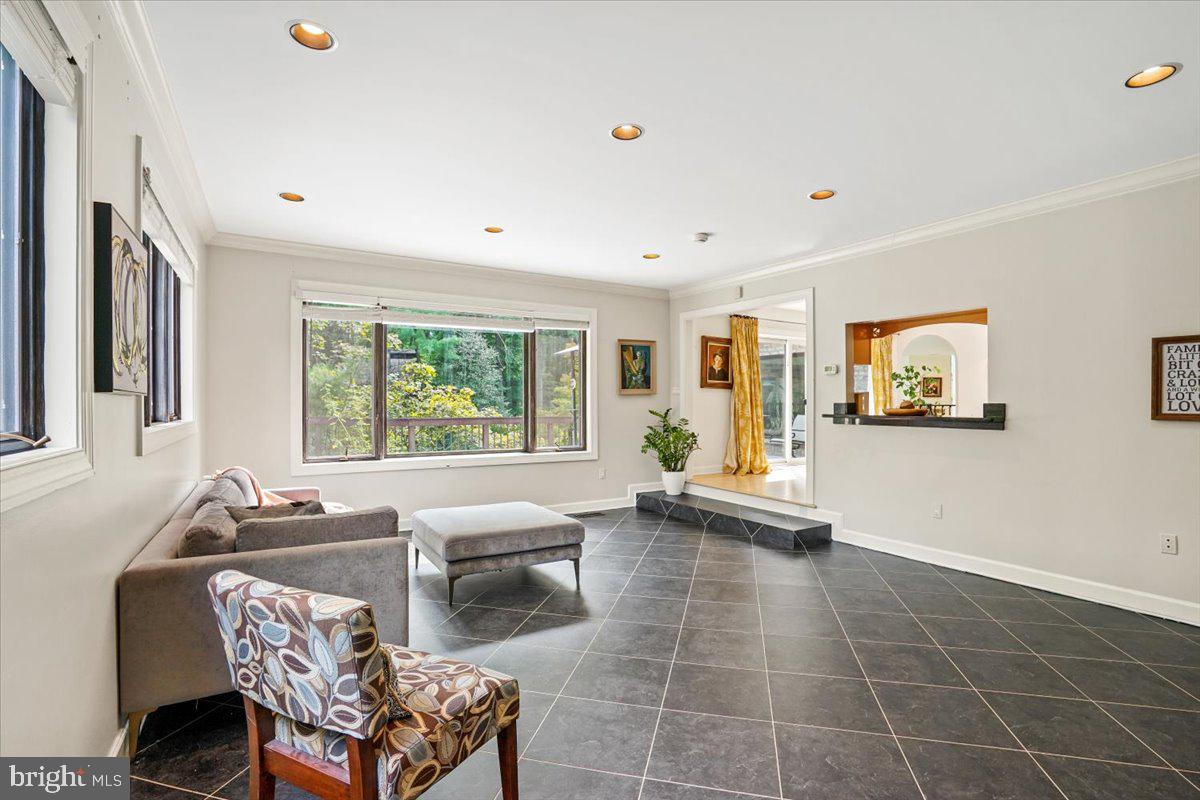 YATES VILLAGE - Residential