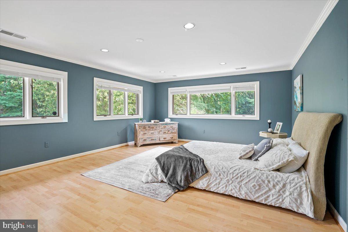 YATES VILLAGE - Residential