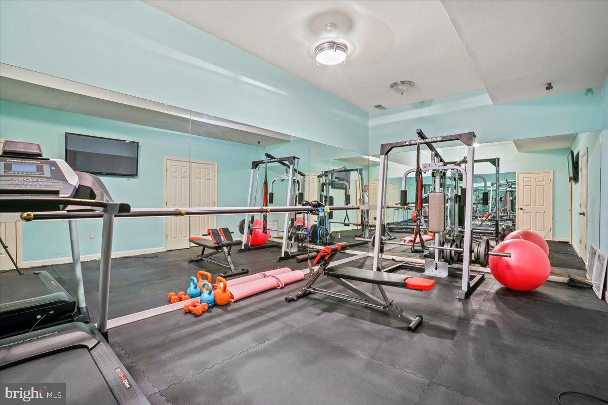 YATES VILLAGE - Residential