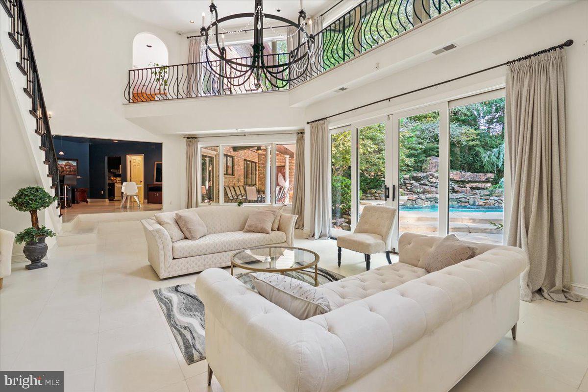 YATES VILLAGE - Residential