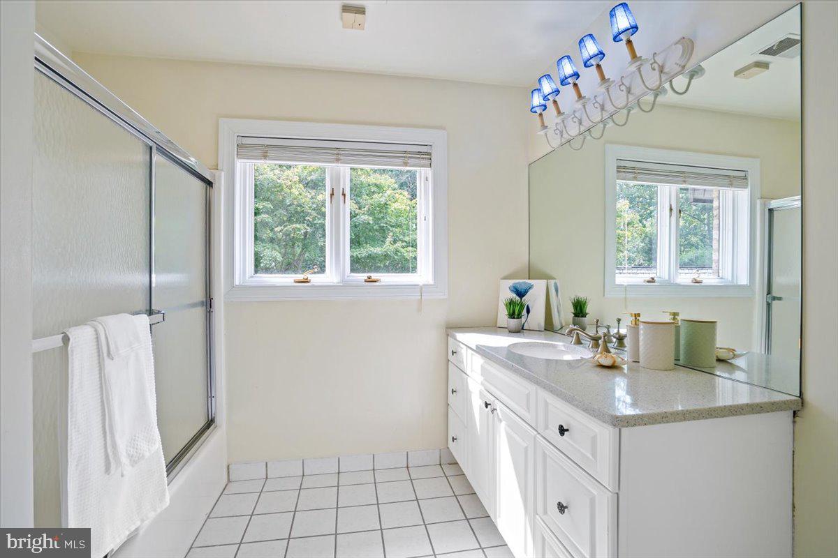 YATES VILLAGE - Residential