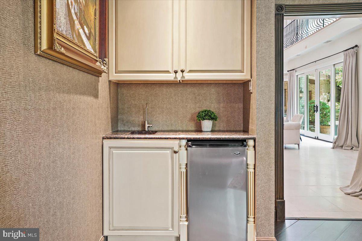 YATES VILLAGE - Residential