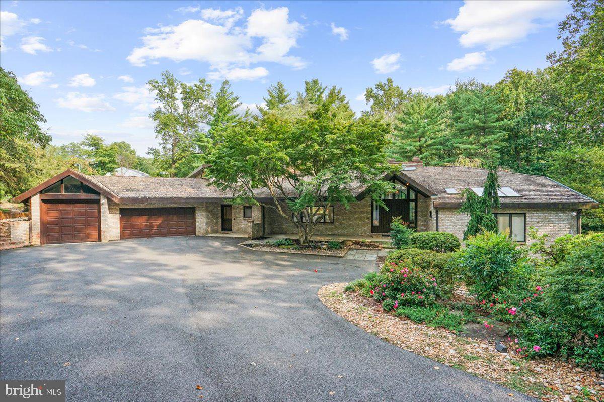 YATES VILLAGE - Residential