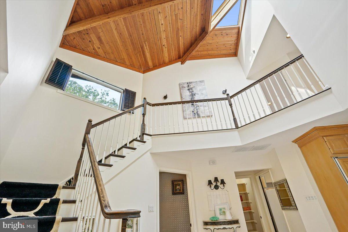 YATES VILLAGE - Residential