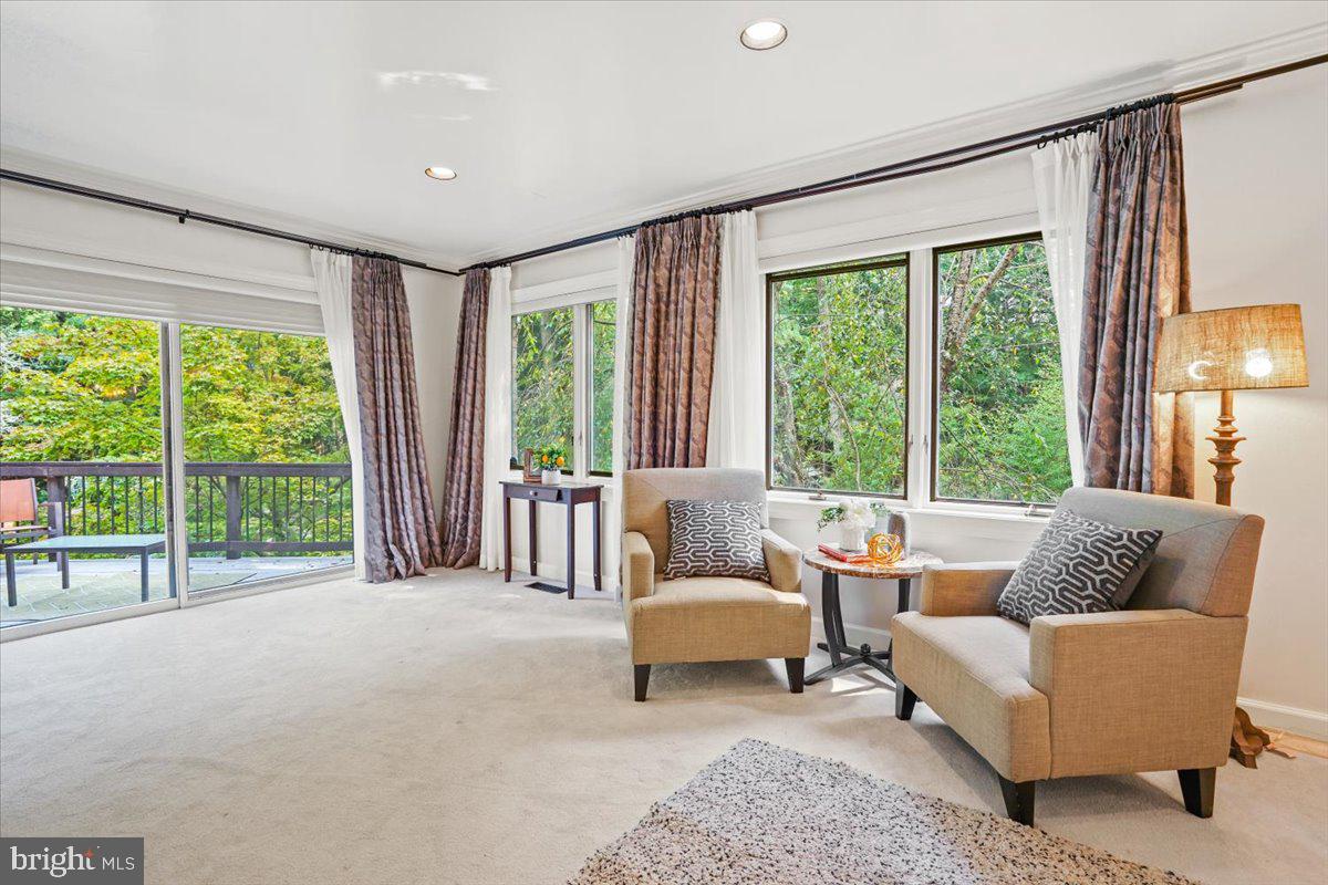 YATES VILLAGE - Residential