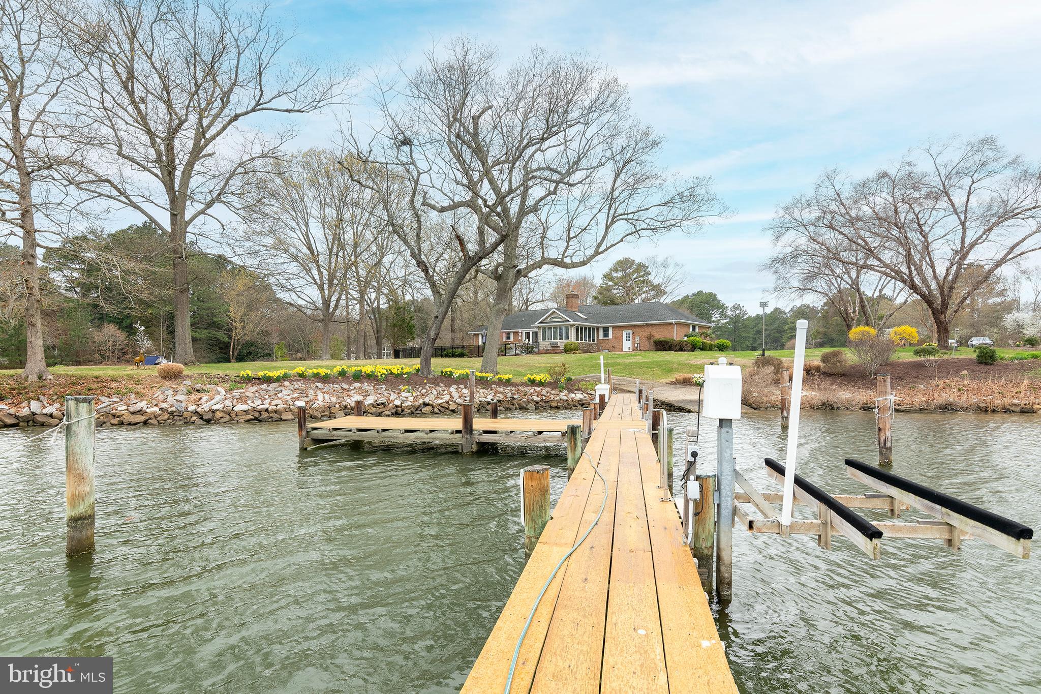 SAILORS RETREAT - Residential