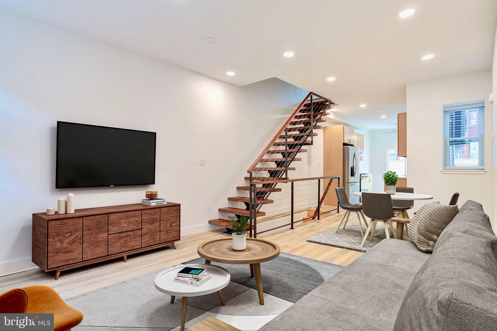 ART MUSEUM AREA - Residential Lease