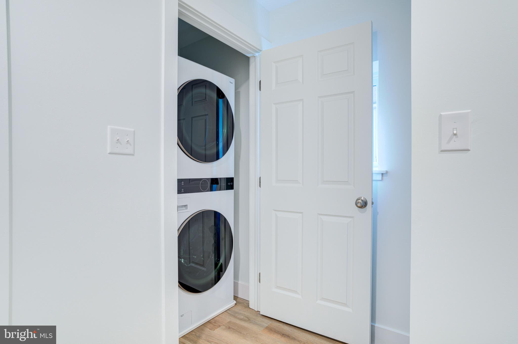 ART MUSEUM AREA - Residential Lease