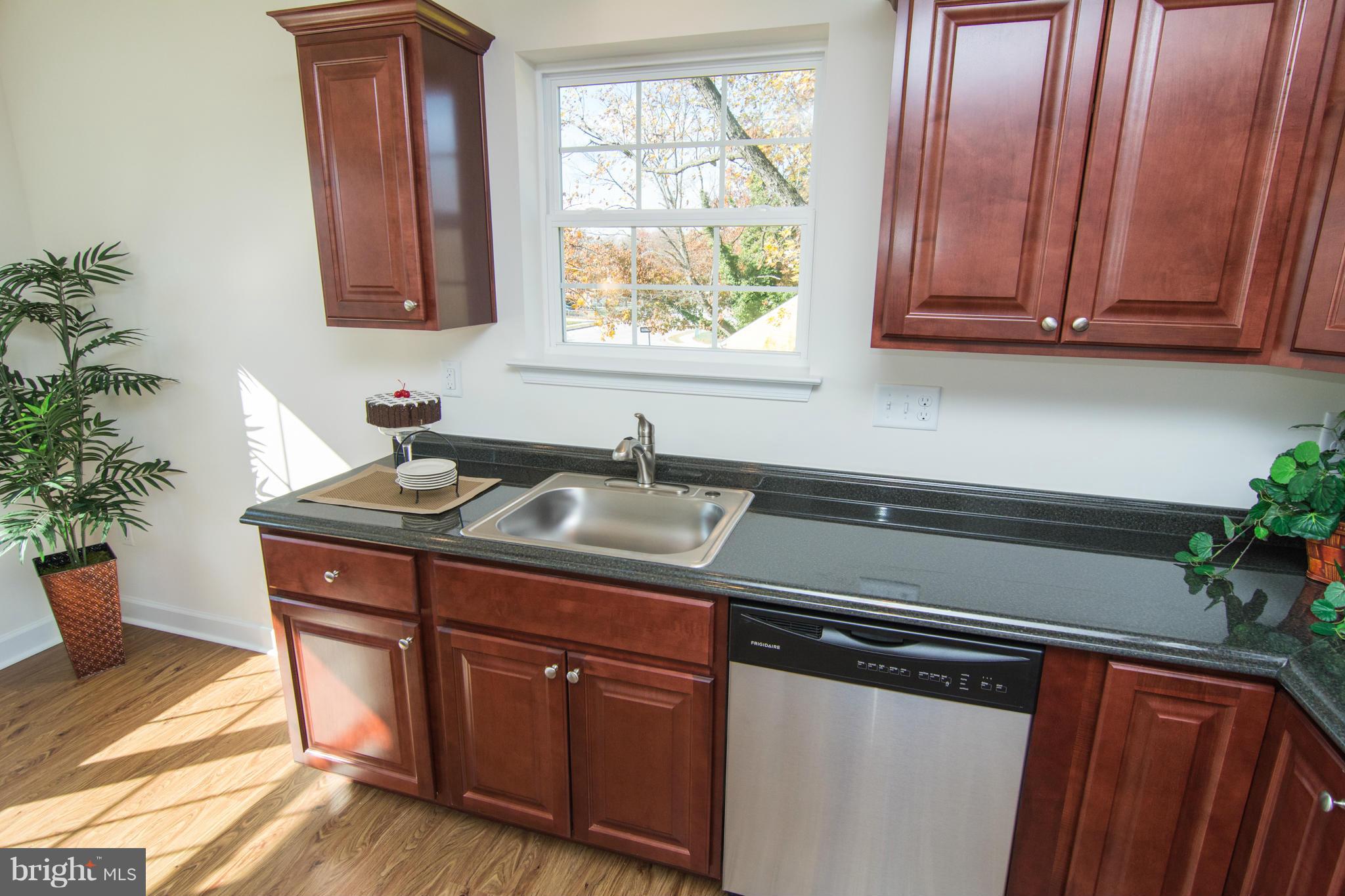 ARUNDEL GARDENS - Residential