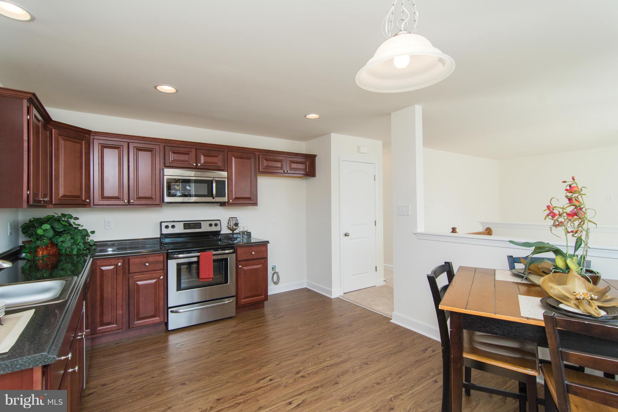 ARUNDEL GARDENS - Residential