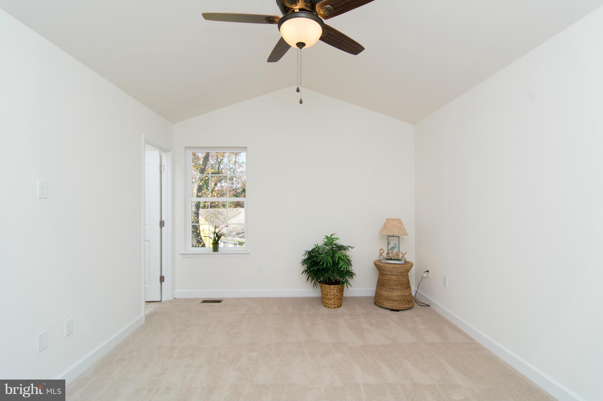 ARUNDEL GARDENS - Residential