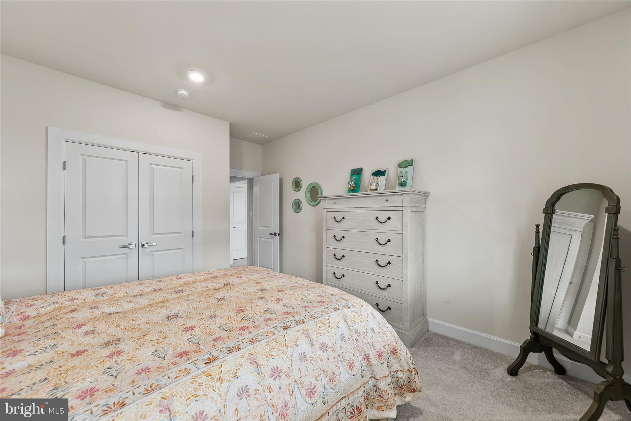 BAY FOREST CLUB - Residential