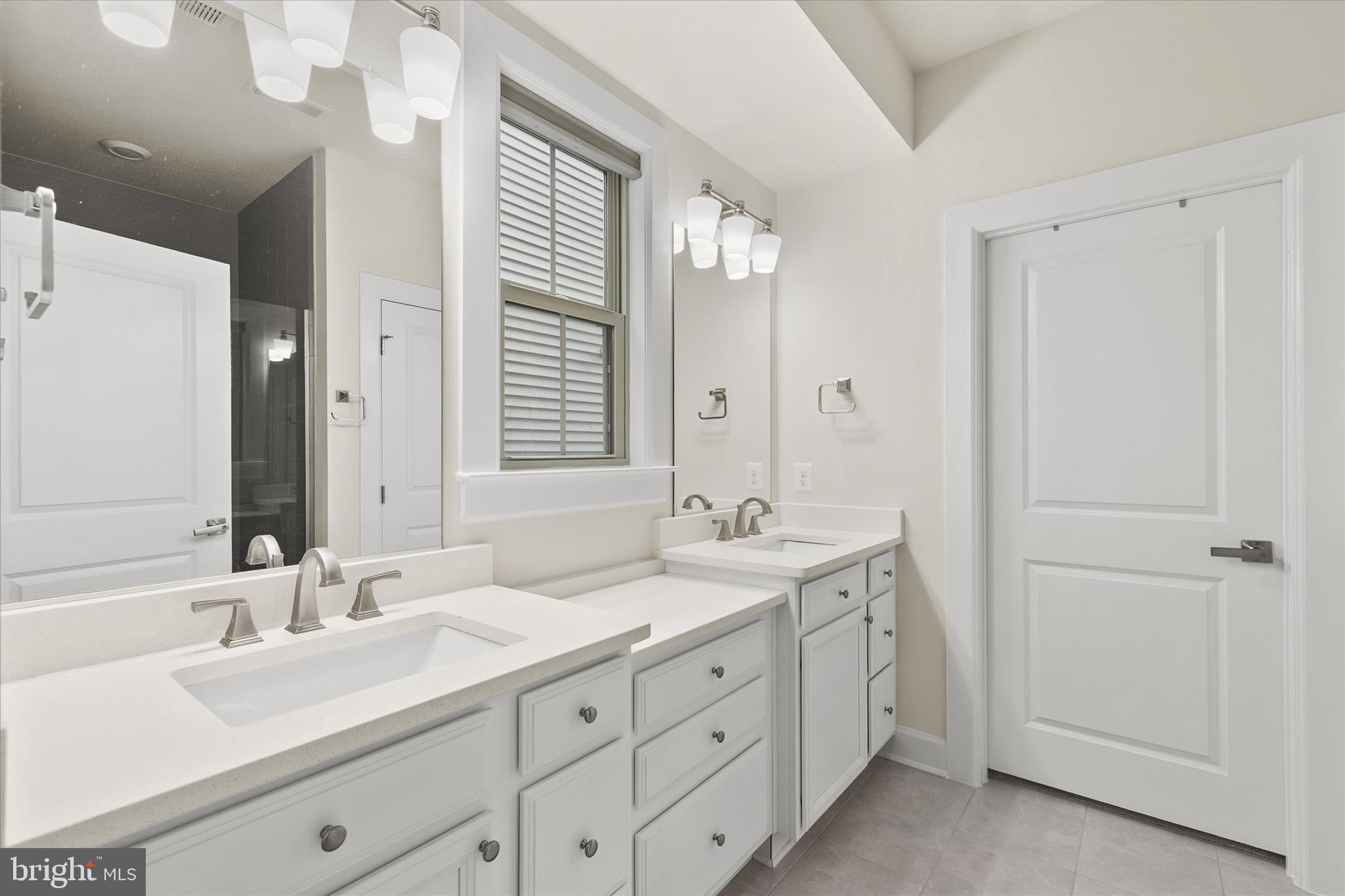 BAY FOREST CLUB - Residential