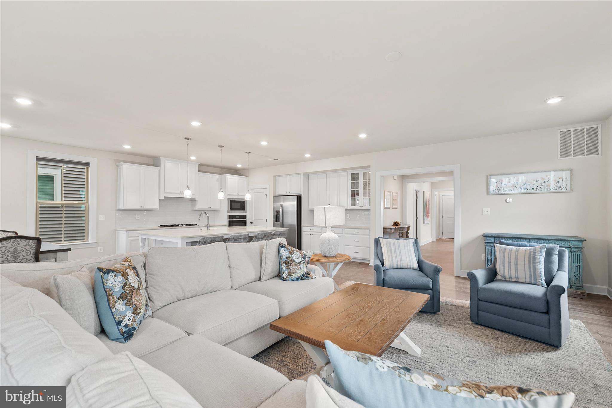 BAY FOREST CLUB - Residential