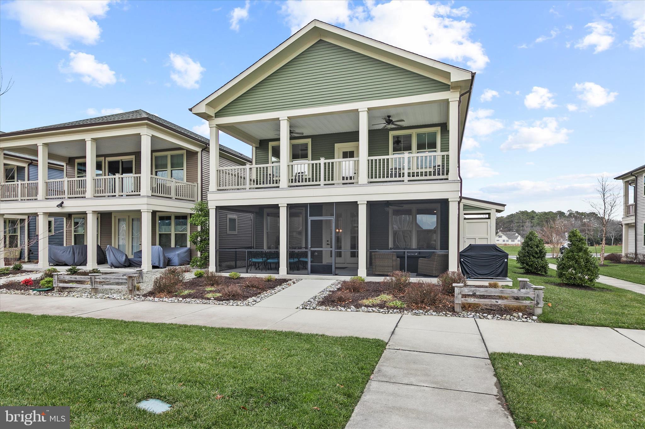 BAY FOREST CLUB - Residential