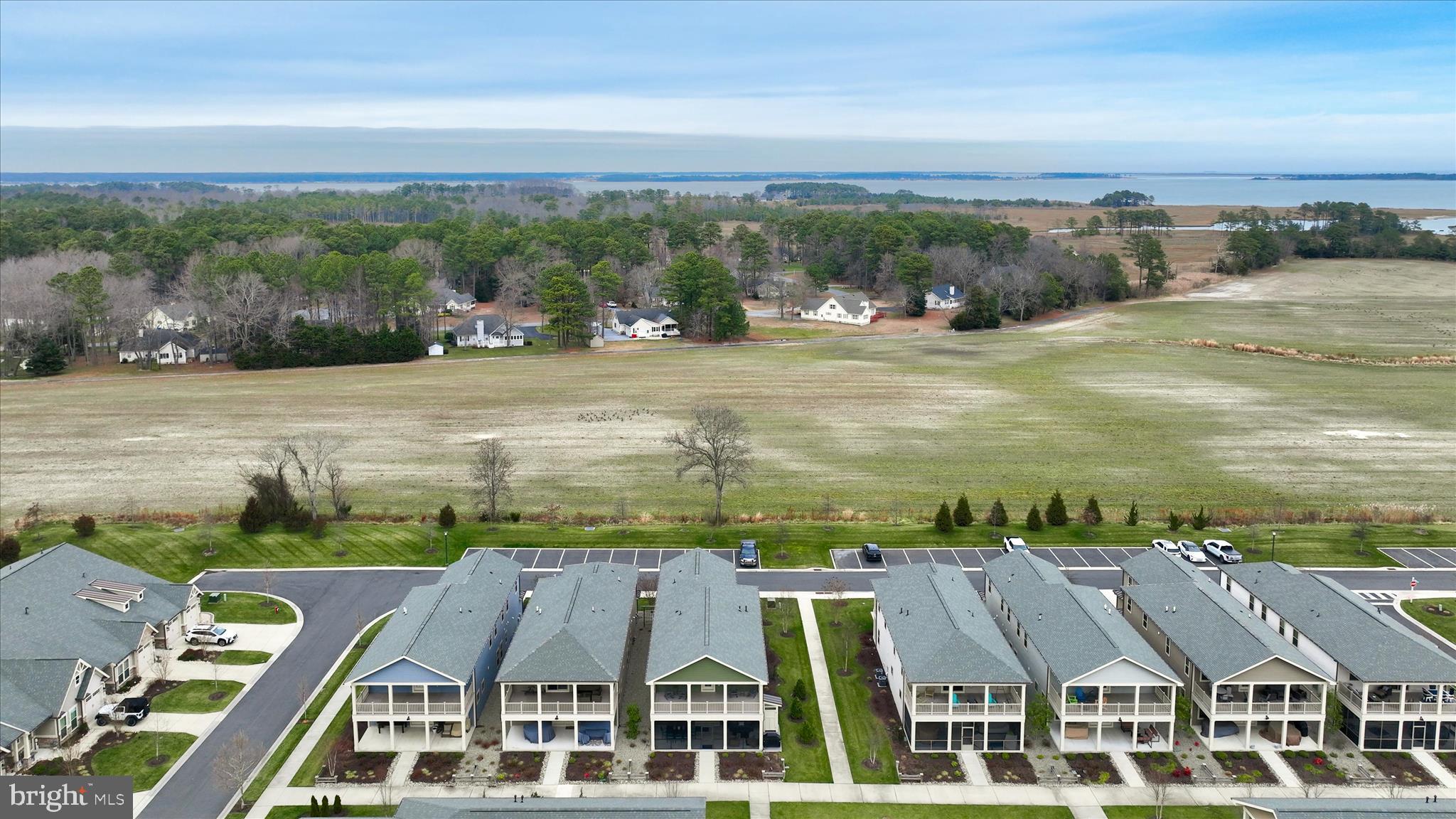 BAY FOREST CLUB - Residential