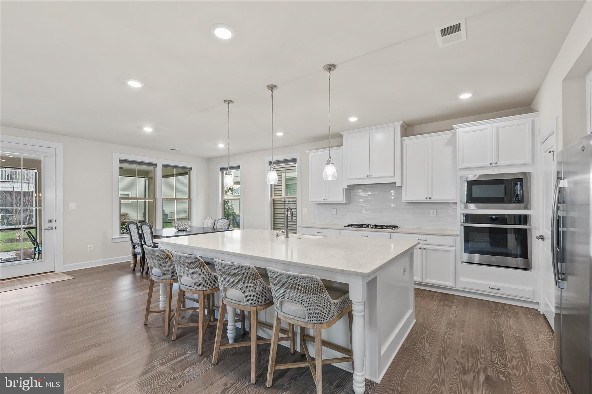 BAY FOREST CLUB - Residential