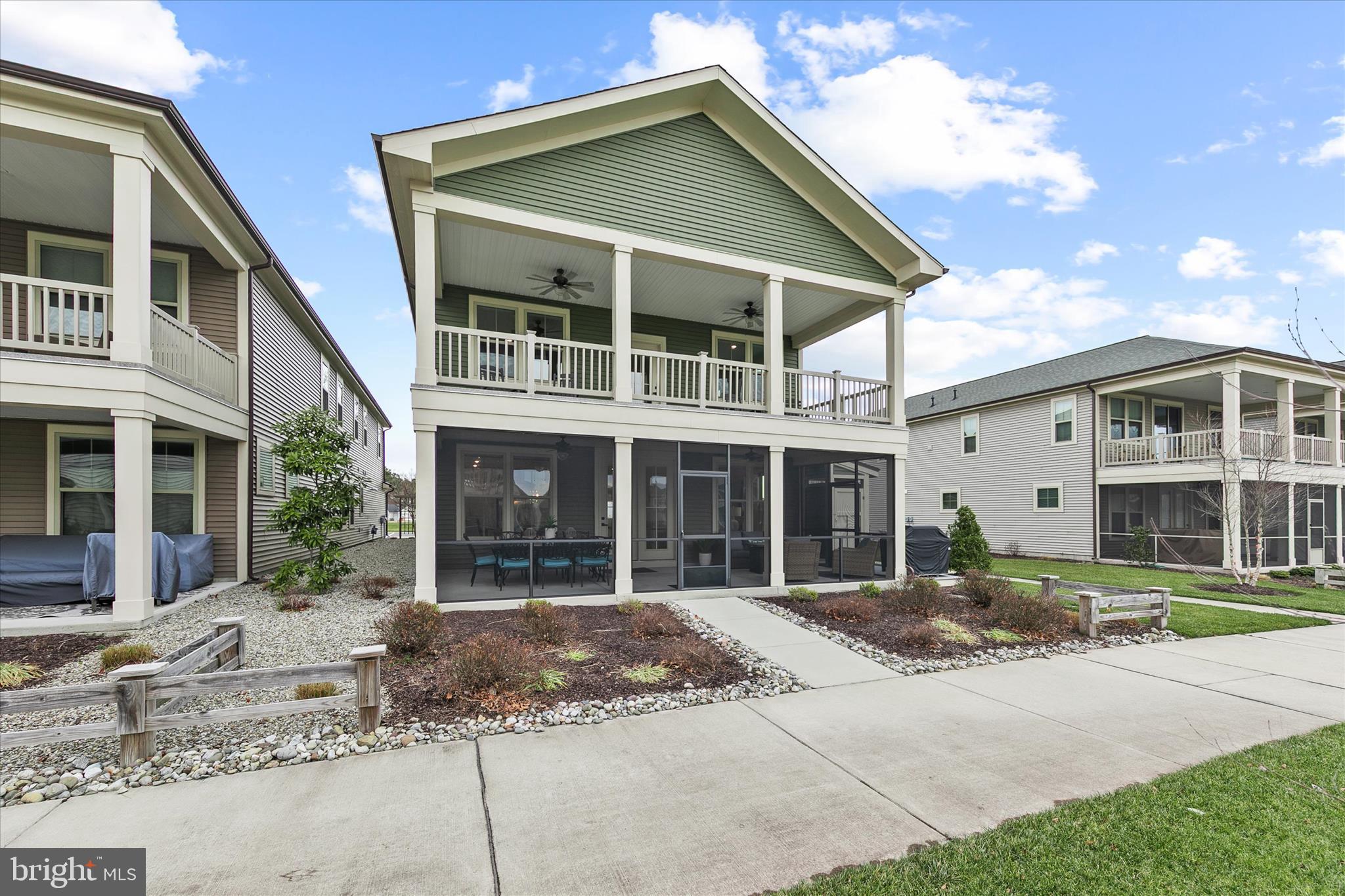 BAY FOREST CLUB - Residential